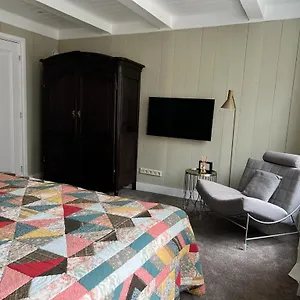 https://dahlis-boutique-apartments.amsterdamhotelsnl.com