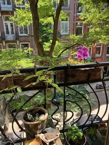 Bohemian Loft Bed and Breakfast Amsterdam Bed & Breakfast