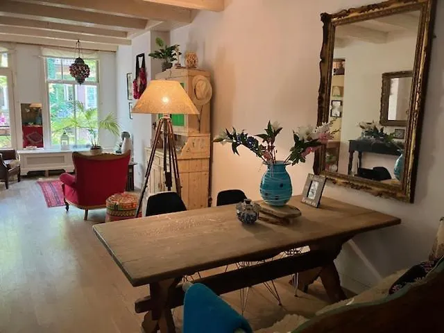 Bohemian Loft Bed & Breakfast Amsterdam 2*,